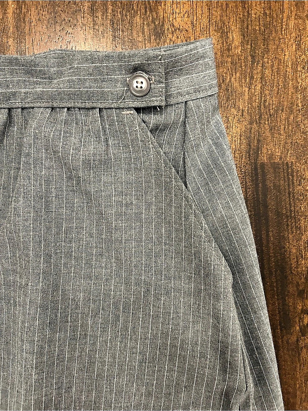 1970s Vintage Montgomery Ward Gray Pinstripe A-Line Skirt Size 18 - Picture 2 of 6